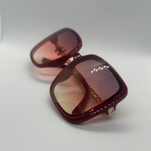 Oversized Burgundy Gradient Sunglasses w/ Gold Chain Detail H Logo UV protection - Picture 4 of 11